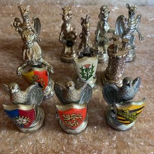 Franklin dMint, 'The Royal Houses of Britain Heraldic Chess incomplete set